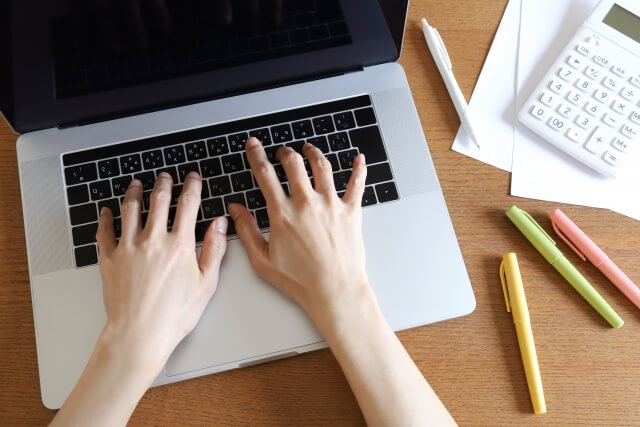 AIコンサルタント会社に依頼する際の費用相場